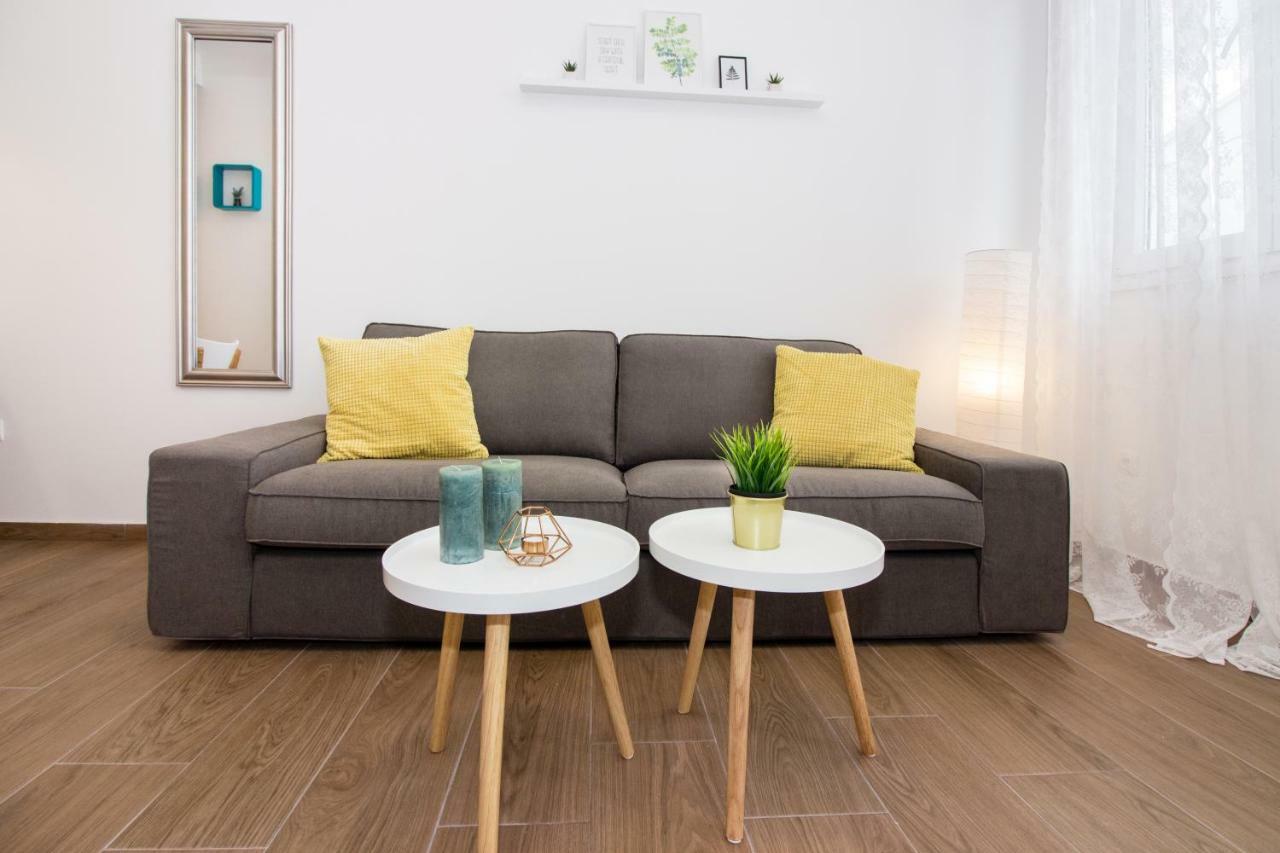 Ferienwohnung Urban Split Exterior foto