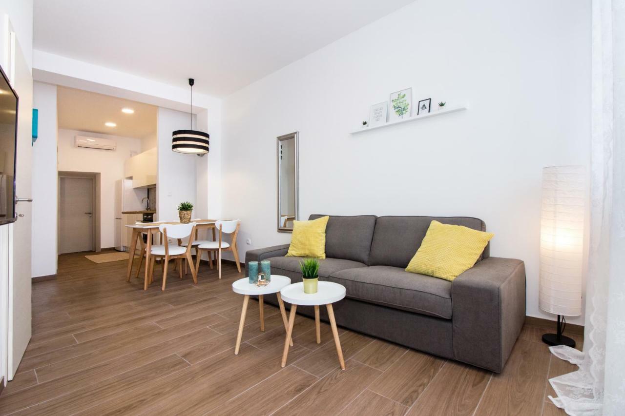 Ferienwohnung Urban Split Exterior foto