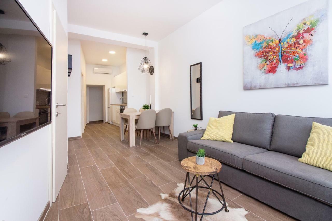 Ferienwohnung Urban Split Exterior foto
