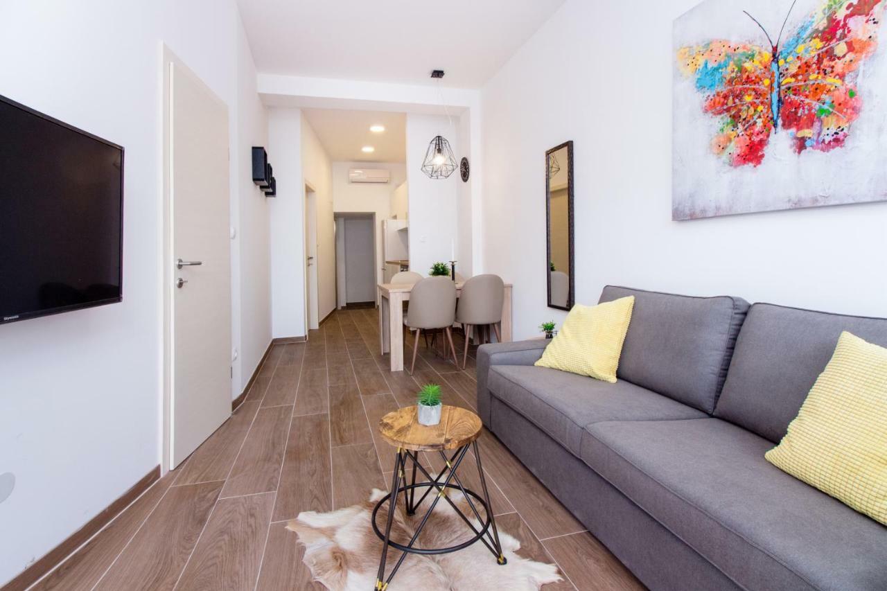 Ferienwohnung Urban Split Exterior foto