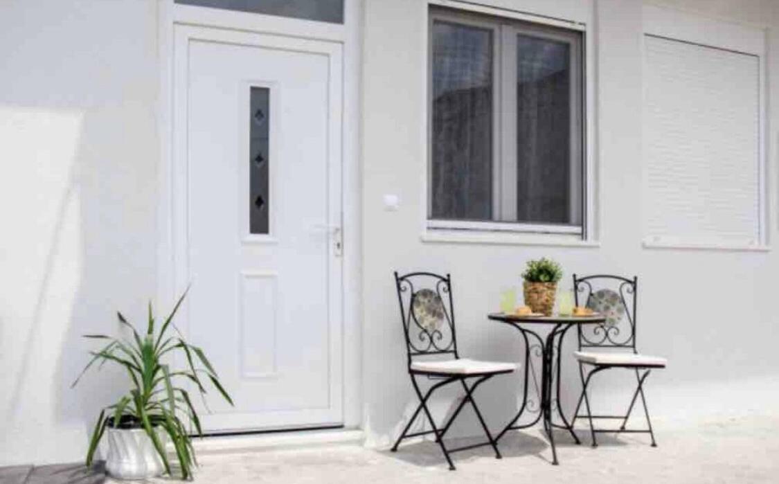 Ferienwohnung Urban Split Exterior foto